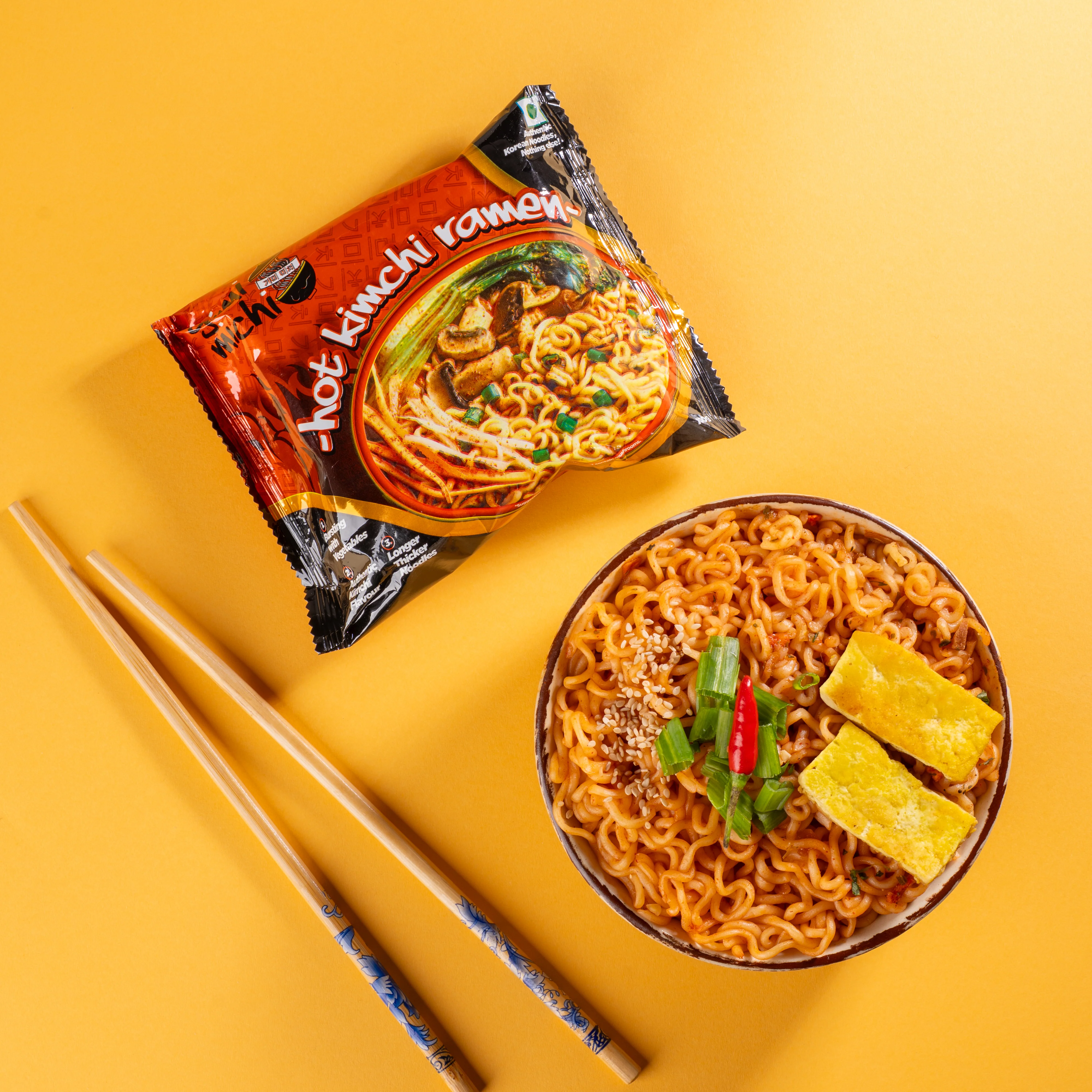 Gimi Michi Chingu Box 소감 - Pack of 4 - Hot Kimchi Ramen - Image 3